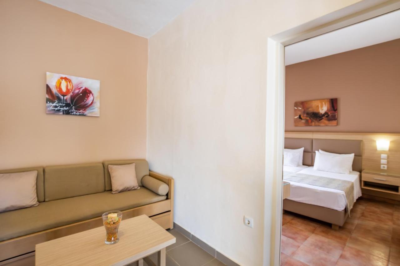 Aphrodite Luxury Studios & Apartments Karpathos Luaran gambar