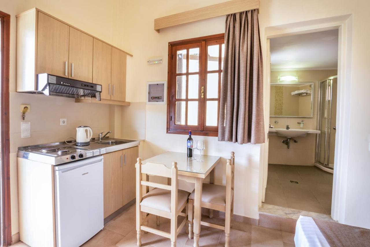 Aphrodite Luxury Studios & Apartments Karpathos Luaran gambar
