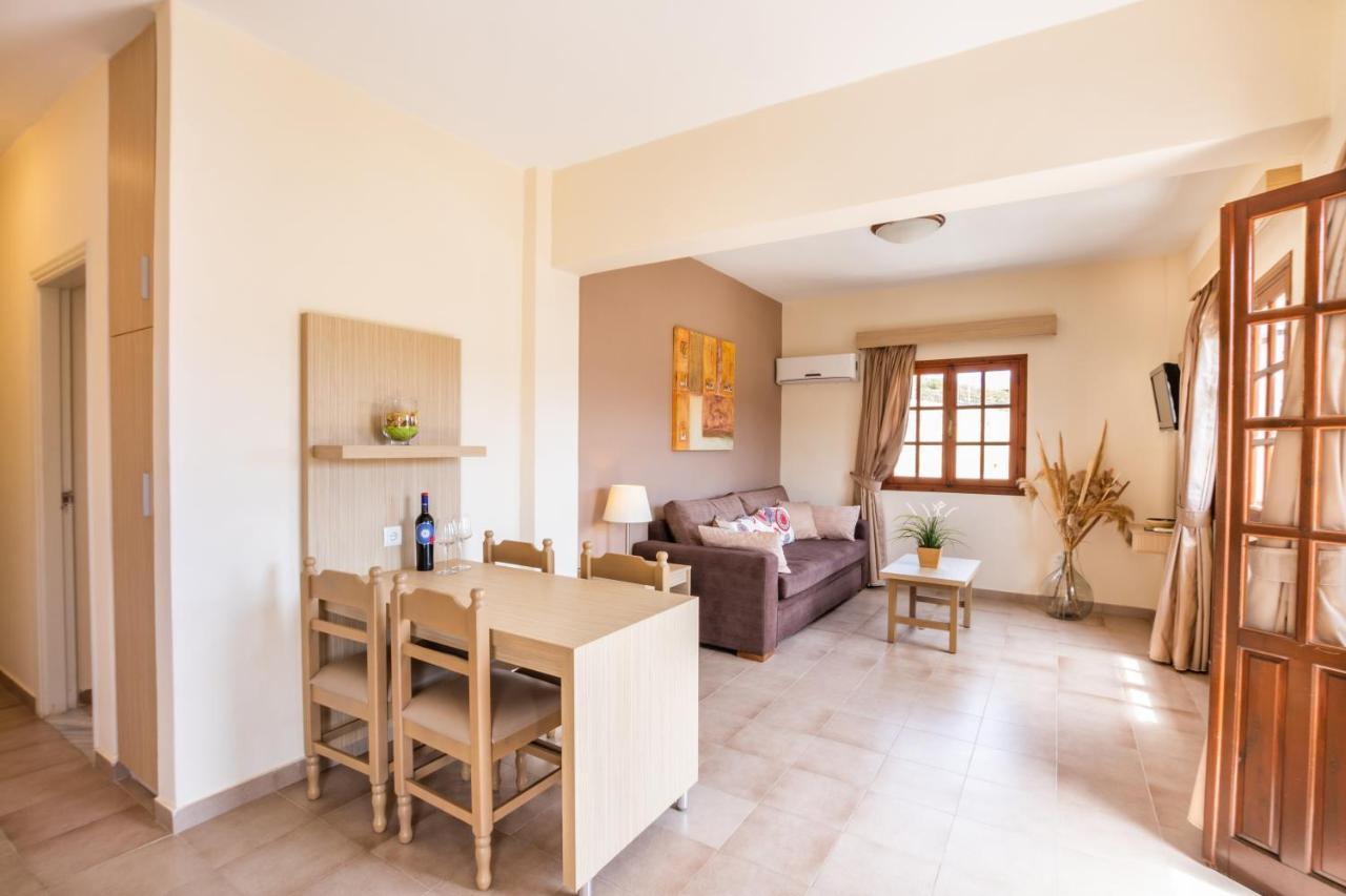 Aphrodite Luxury Studios & Apartments Karpathos Luaran gambar
