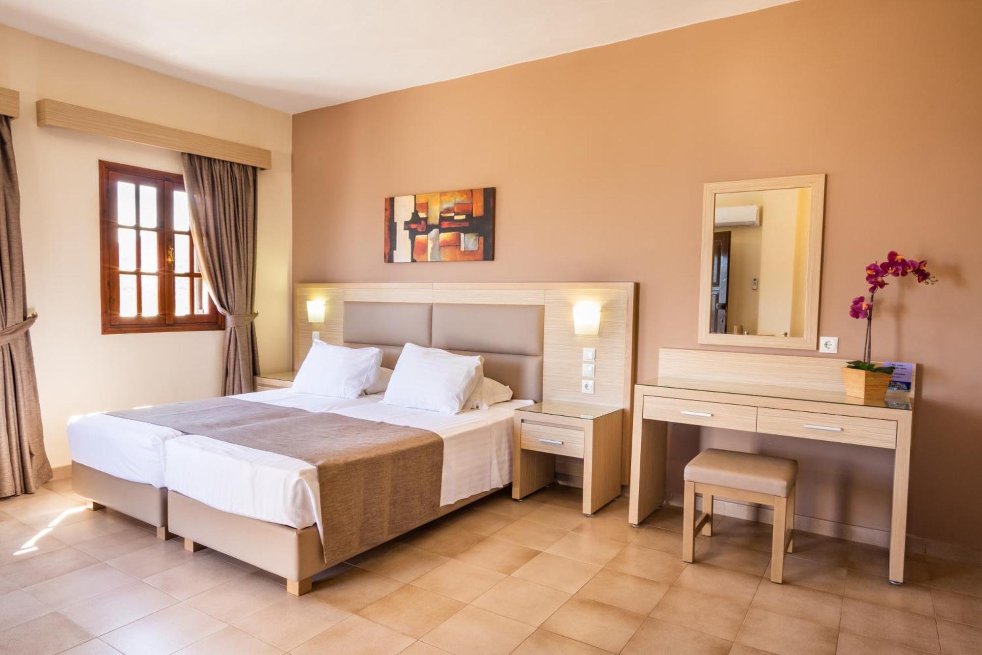 Aphrodite Luxury Studios & Apartments Karpathos Luaran gambar